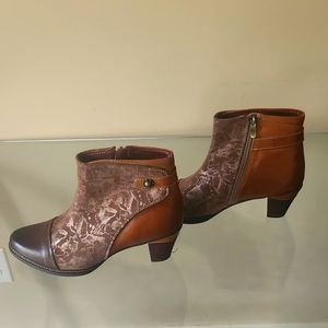 L'Artiste Boots (uk 43) (us 10)
